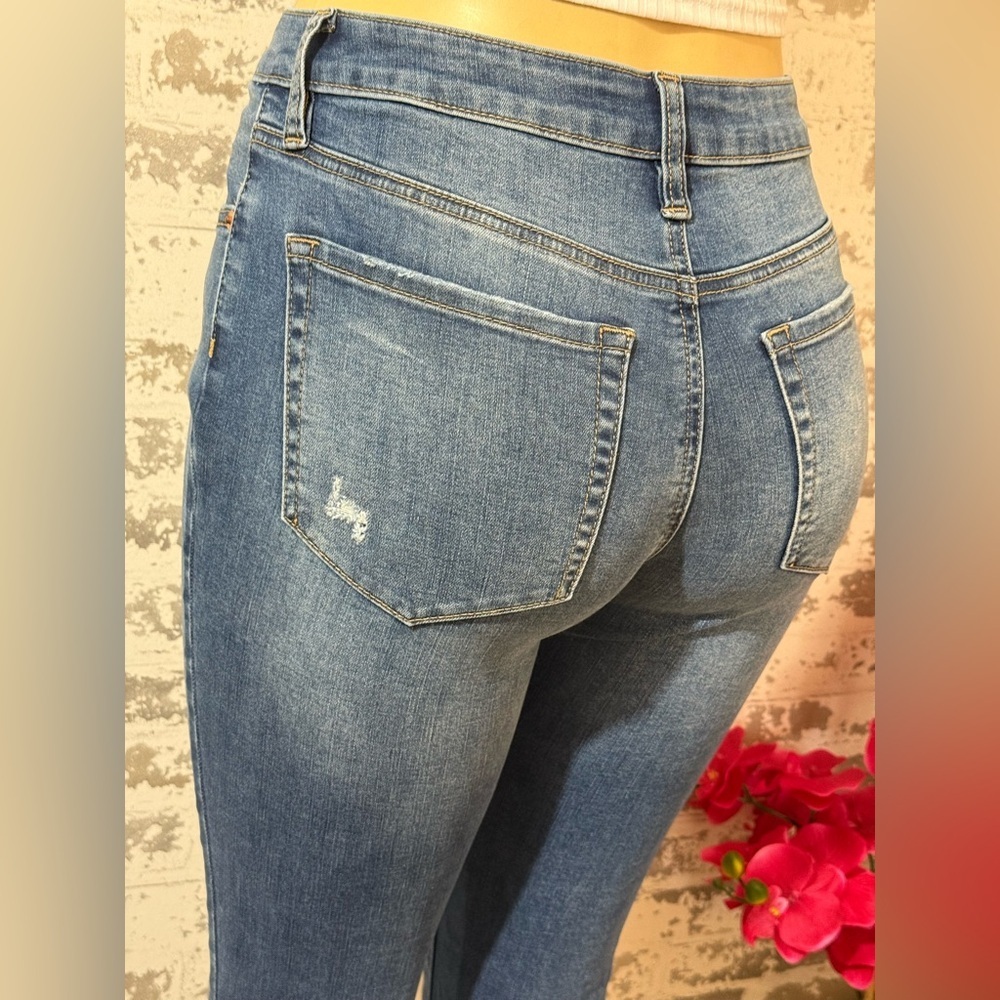 Girl-ish High Rise Flare Jeans - Picture 5 of 6
